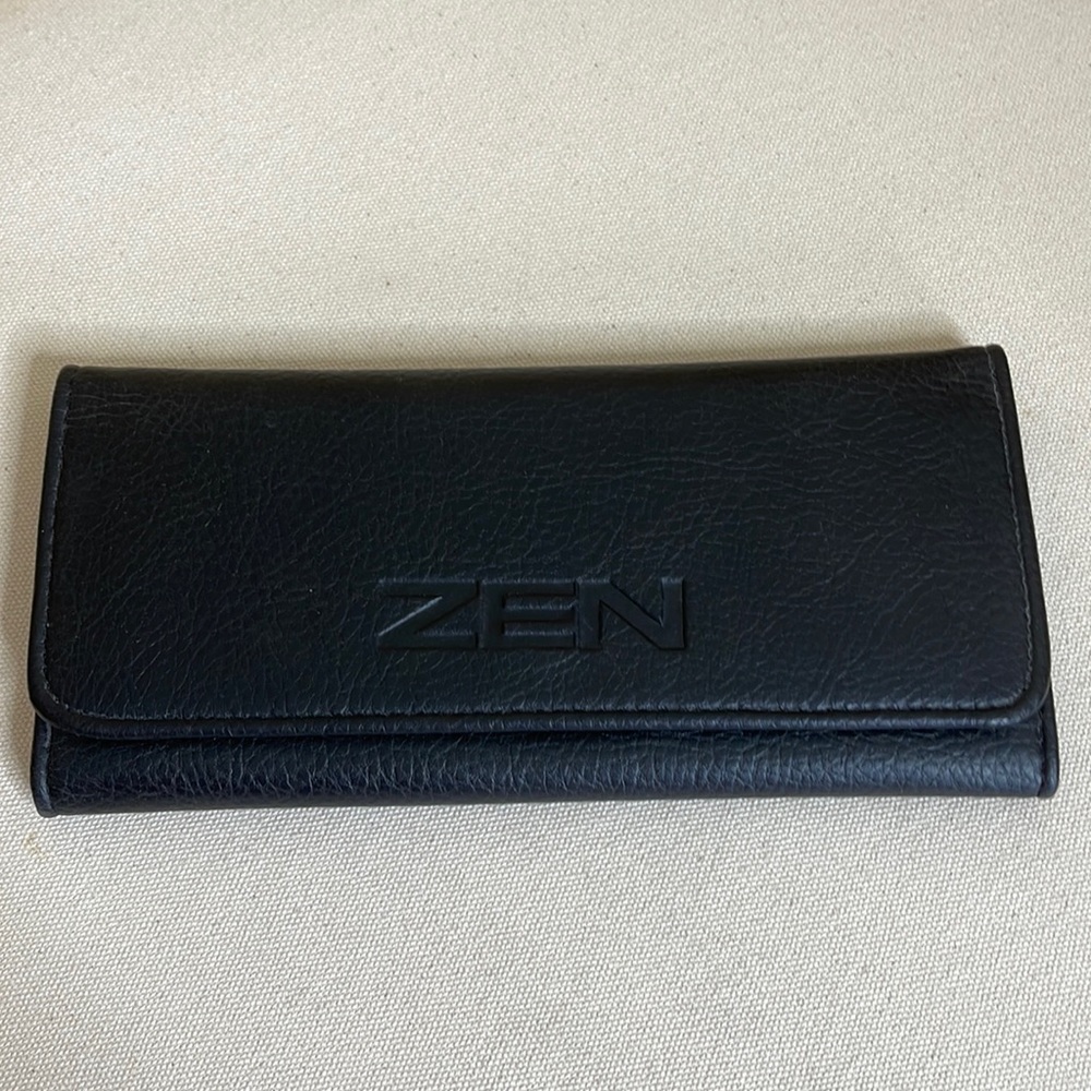 Black Faux Leather ZEN Hair Cutting Scissors Travel Case With On Finger Sizer